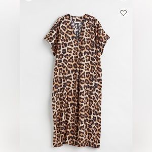 H&M V Neck Kaftan Dress, Beige/Leopard Print XL.